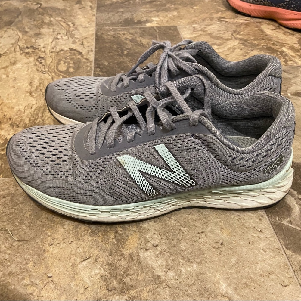 New Balance women’s size 9